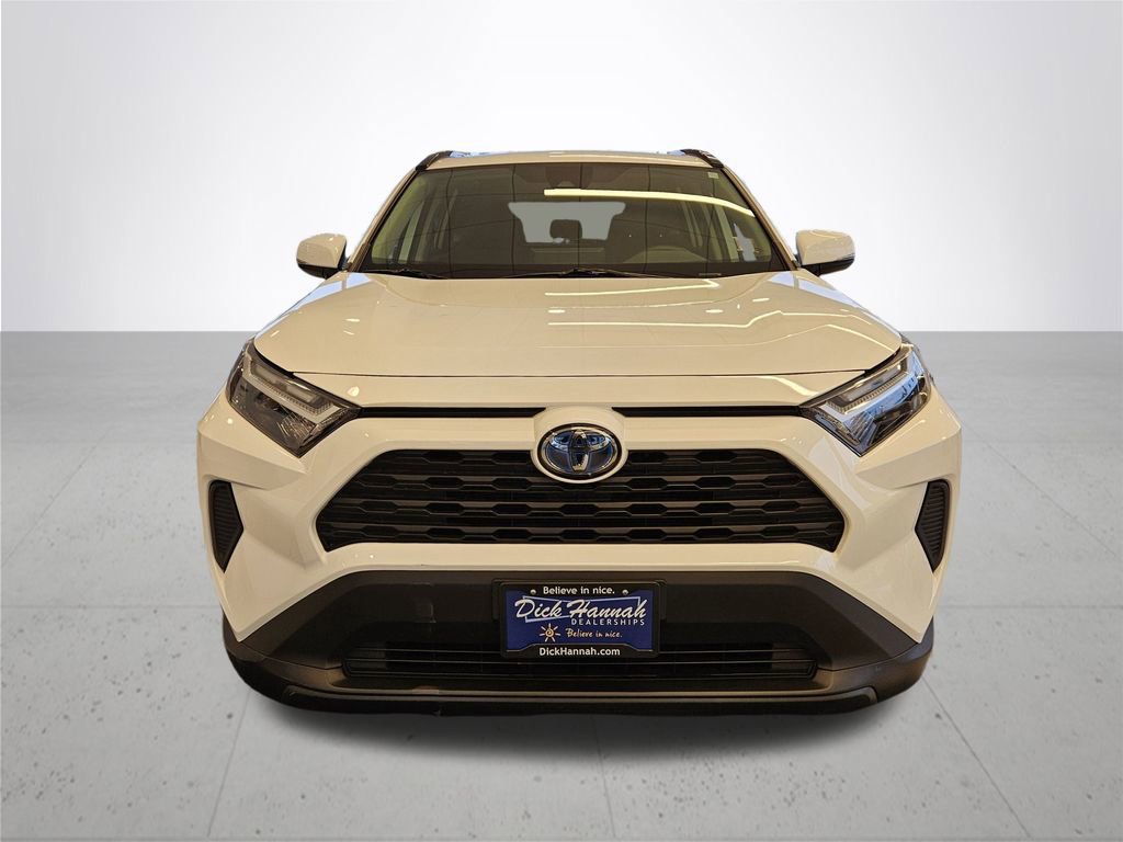 Used 2024 Toyota RAV4 LE image 3
