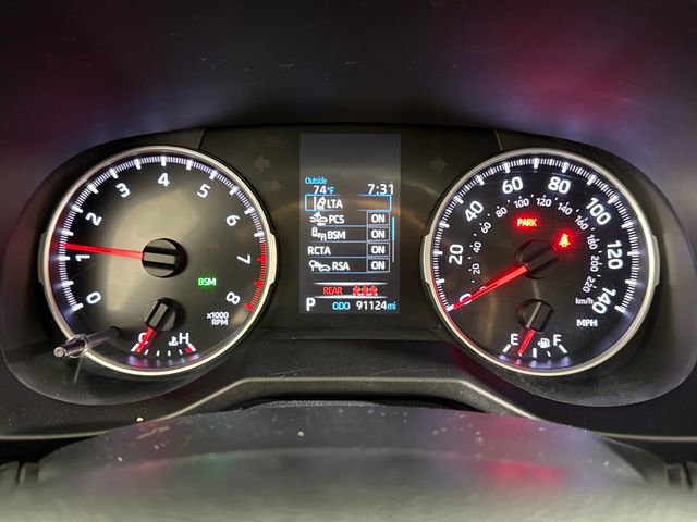 Used 2020 Toyota RAV4 XLE AWD/4WD image 29