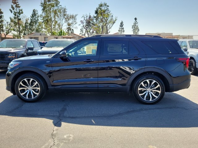 Used 2026 Ford Explorer ST-Line w/ Premium Package RWD image 29