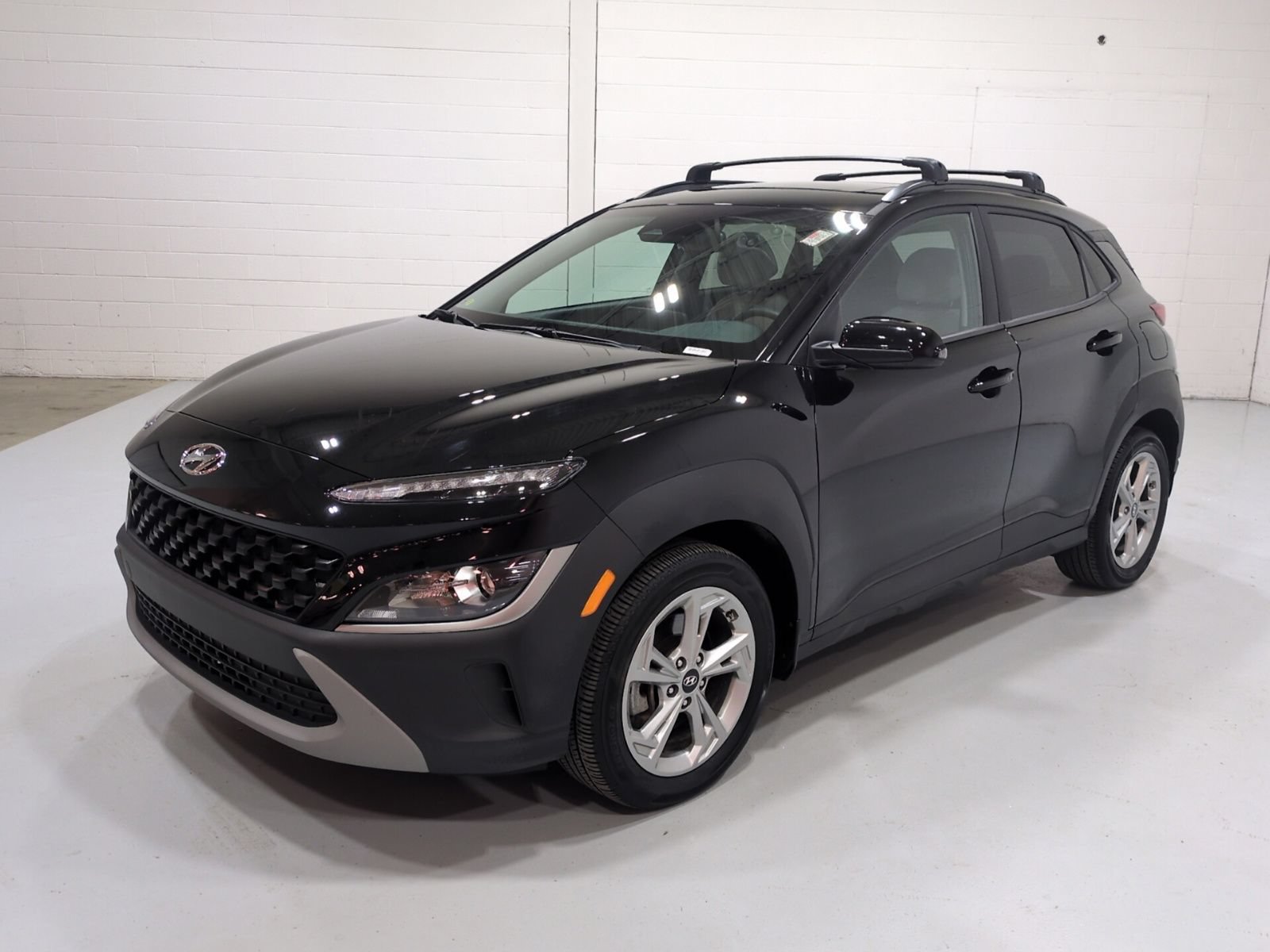 Certified 2023 Hyundai Kona SEL w/ Convenience Package AWD/4WD image 7