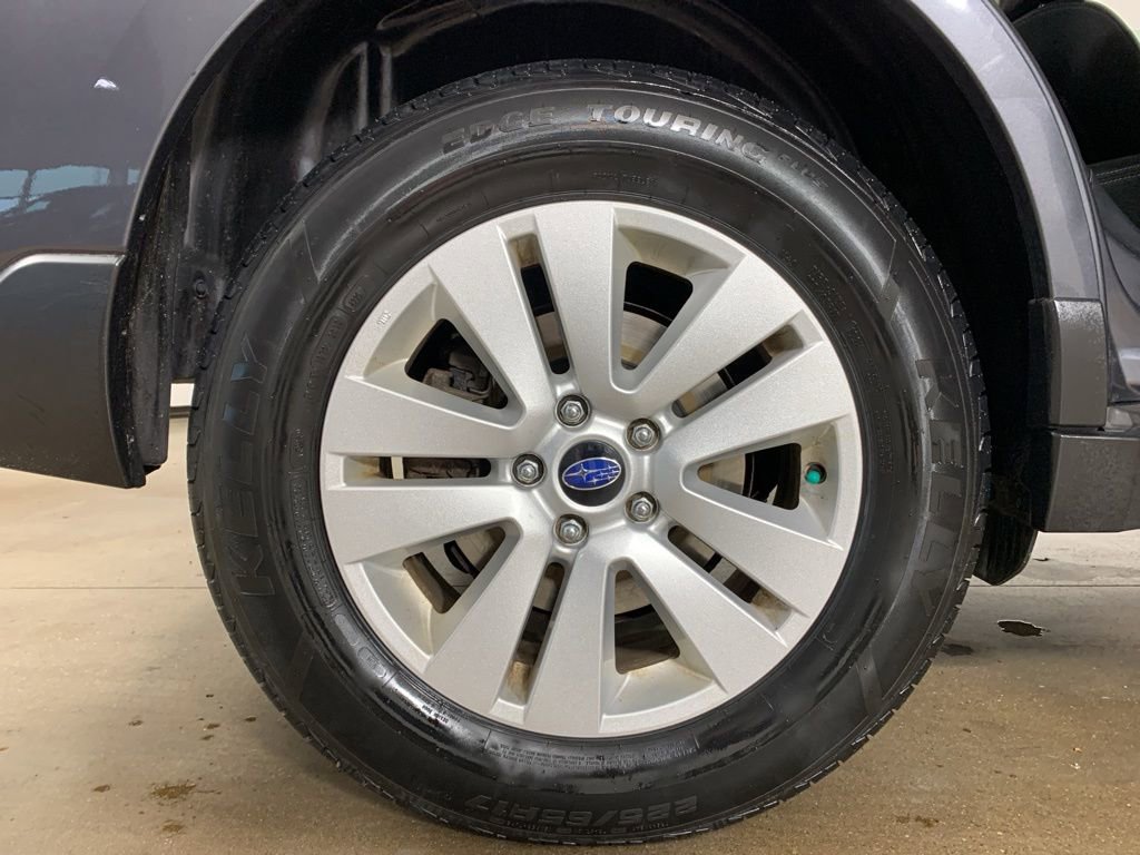 Used 2019 Subaru Outback 2.5i Premium image 38