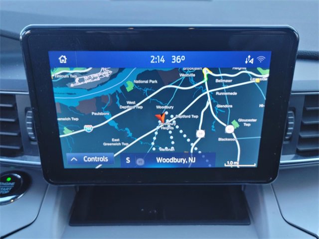 Used 2020 Ford Explorer XLT w/ Equipment Group 202A image 28