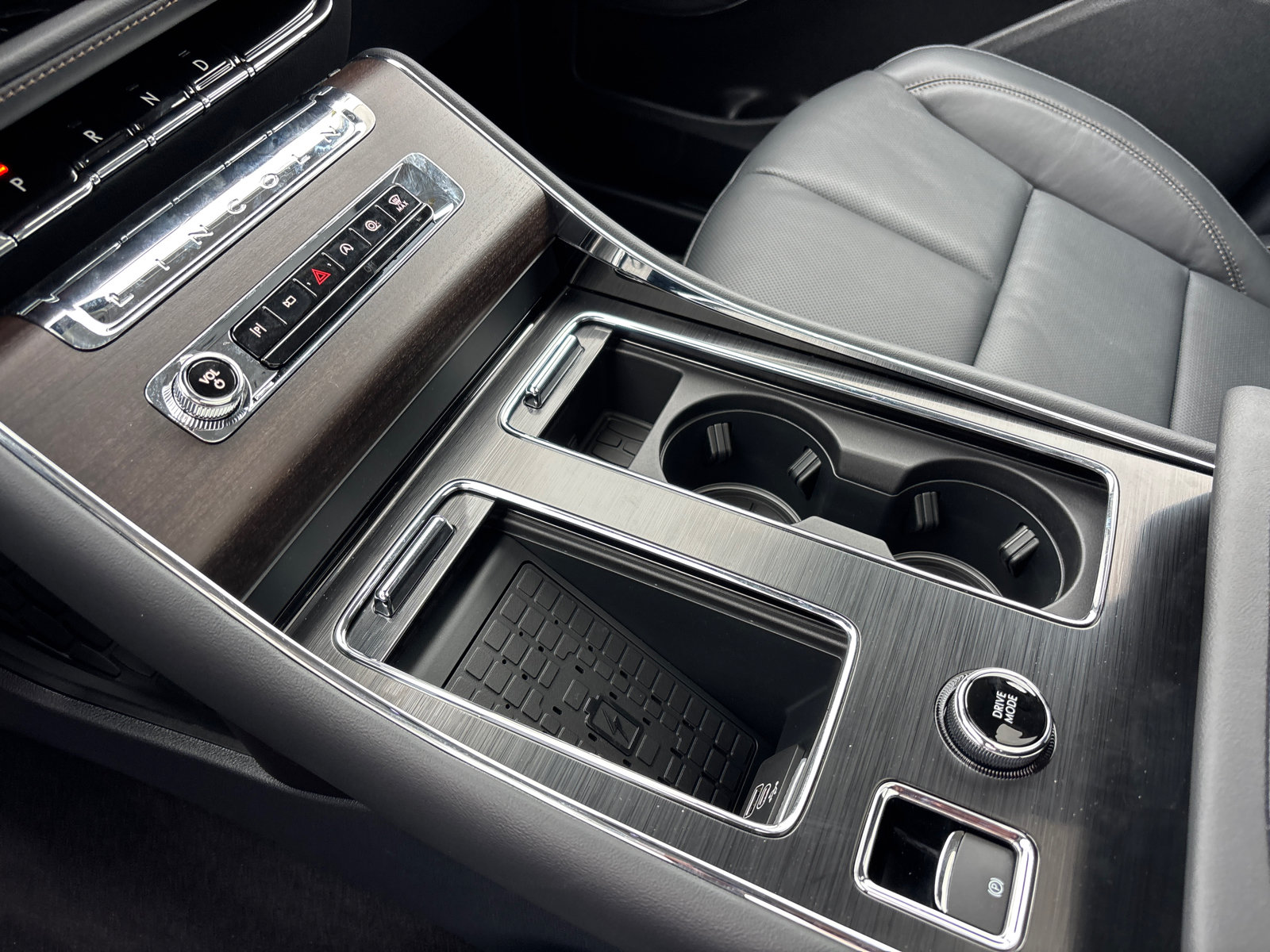 New 2027 Lincoln Aviator Reserve AWD/4WD image 22