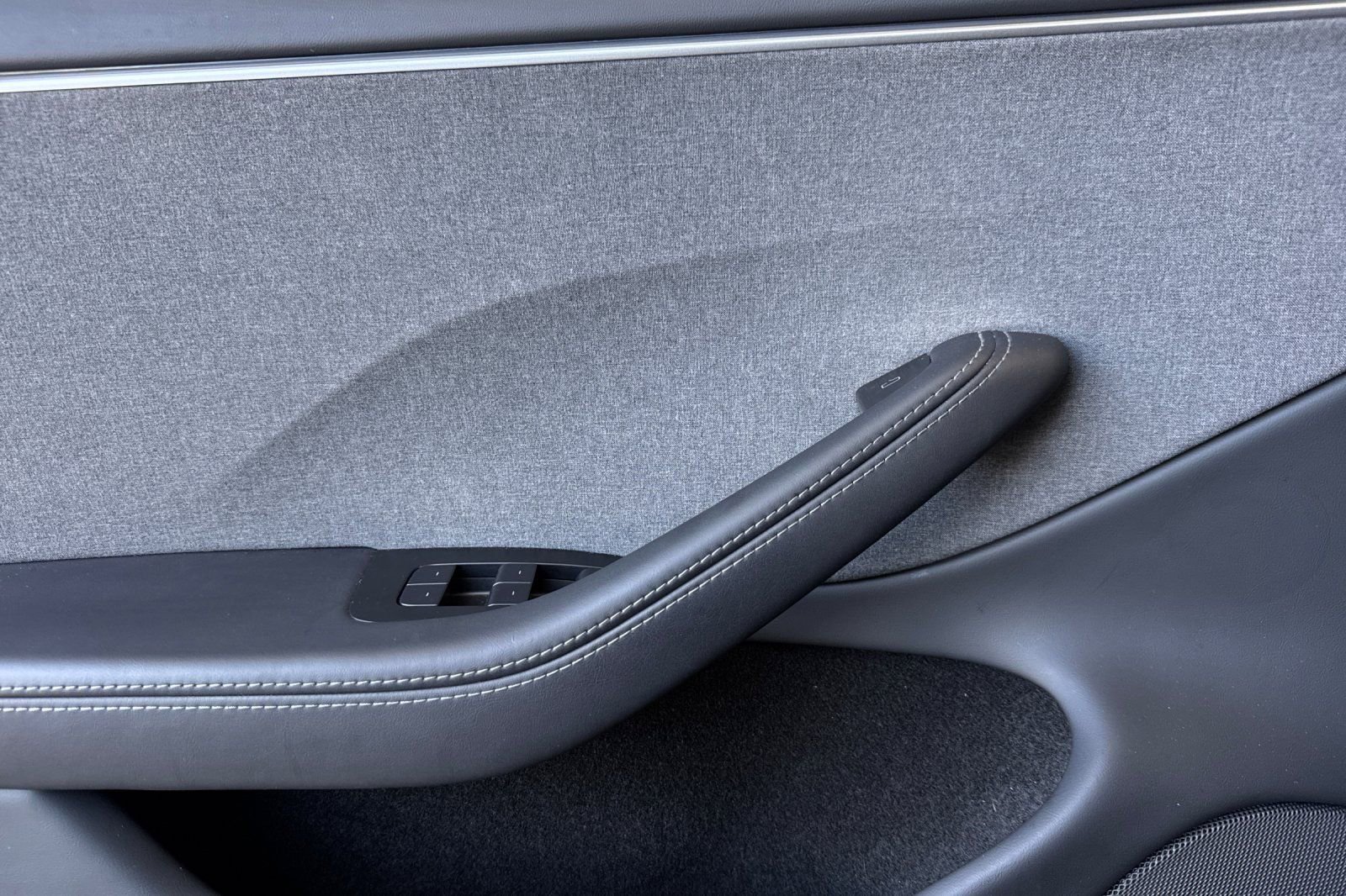 Used 2025 Tesla Model 3 Long Range RWD image 11