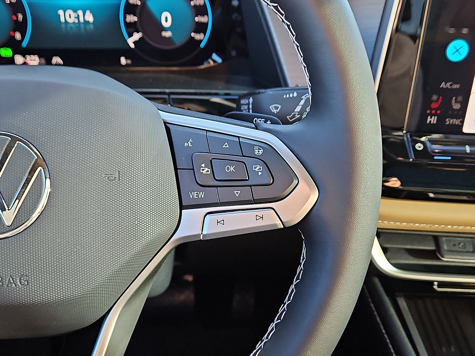 New 2026 Volkswagen Atlas Cross Sport SE image 20