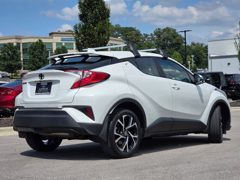 Used 2021 Toyota C-HR XLE FWD image 26