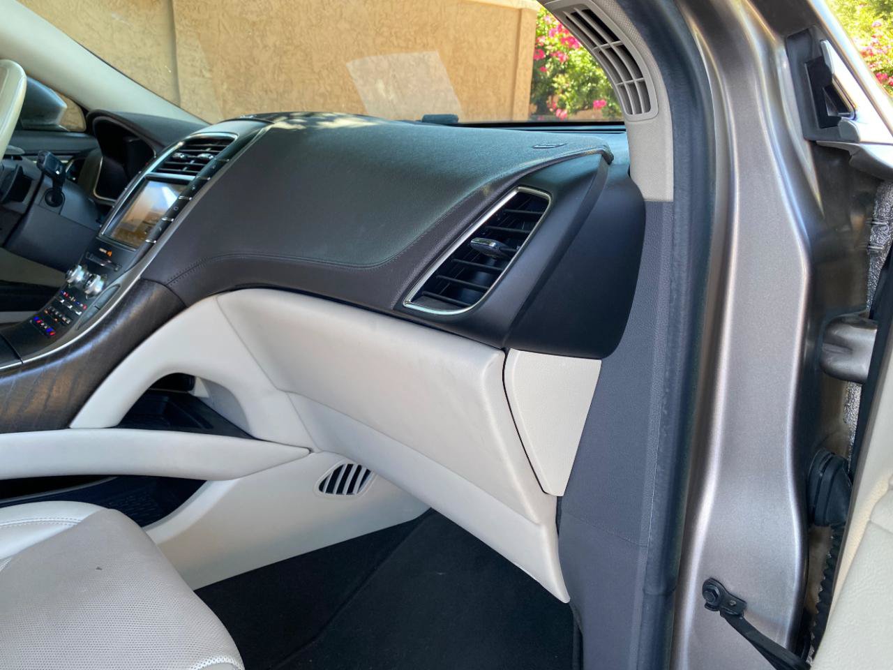 Used 2019 Lincoln Nautilus Reserve FWD image 53