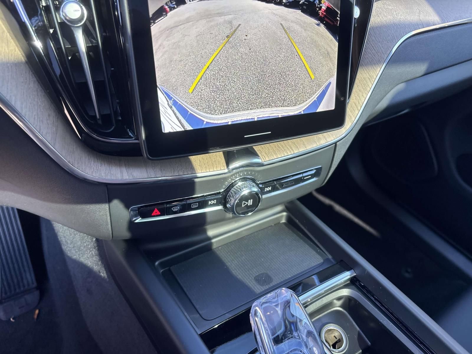 New 2026 Volvo XC60 B5 Plus w/ Protection Package Premier image 21