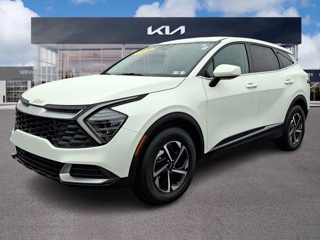 Certified 2024 Kia Sportage LX image 3