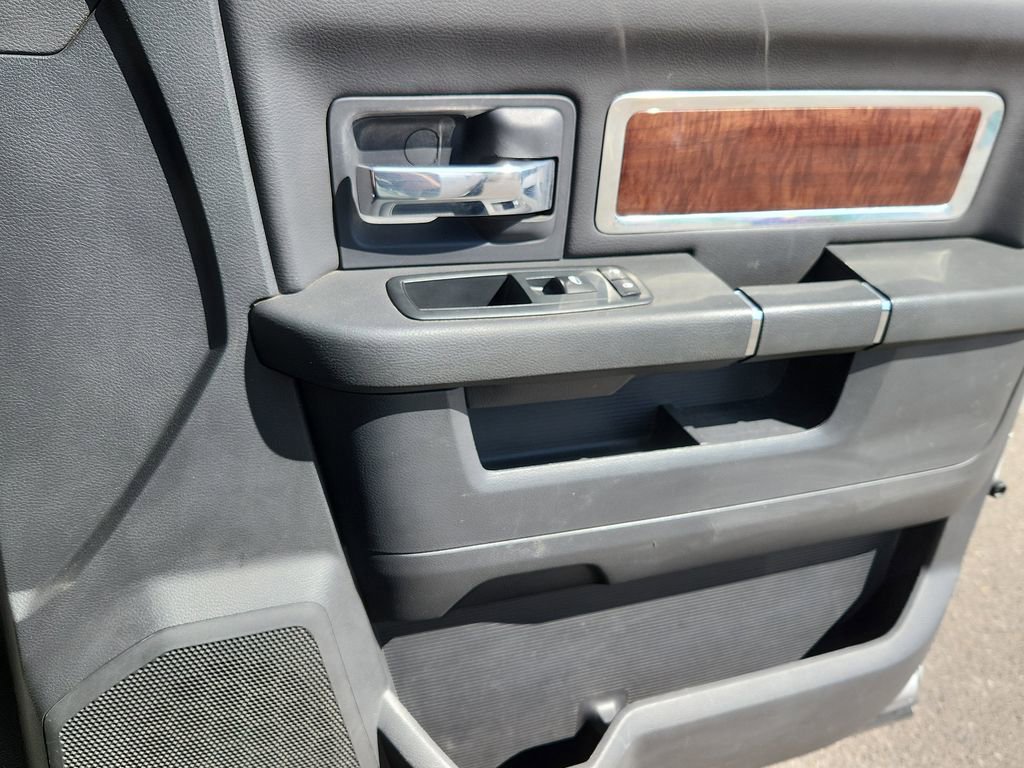 Used 2010 Dodge Ram 3500 Truck Laramie w/ Cold Weather Group AWD/4WD image 15