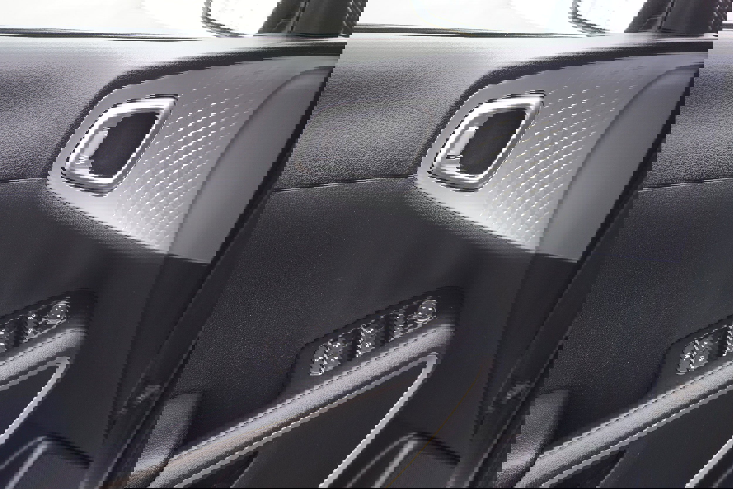 Used 2020 Kia Soul LX image 11