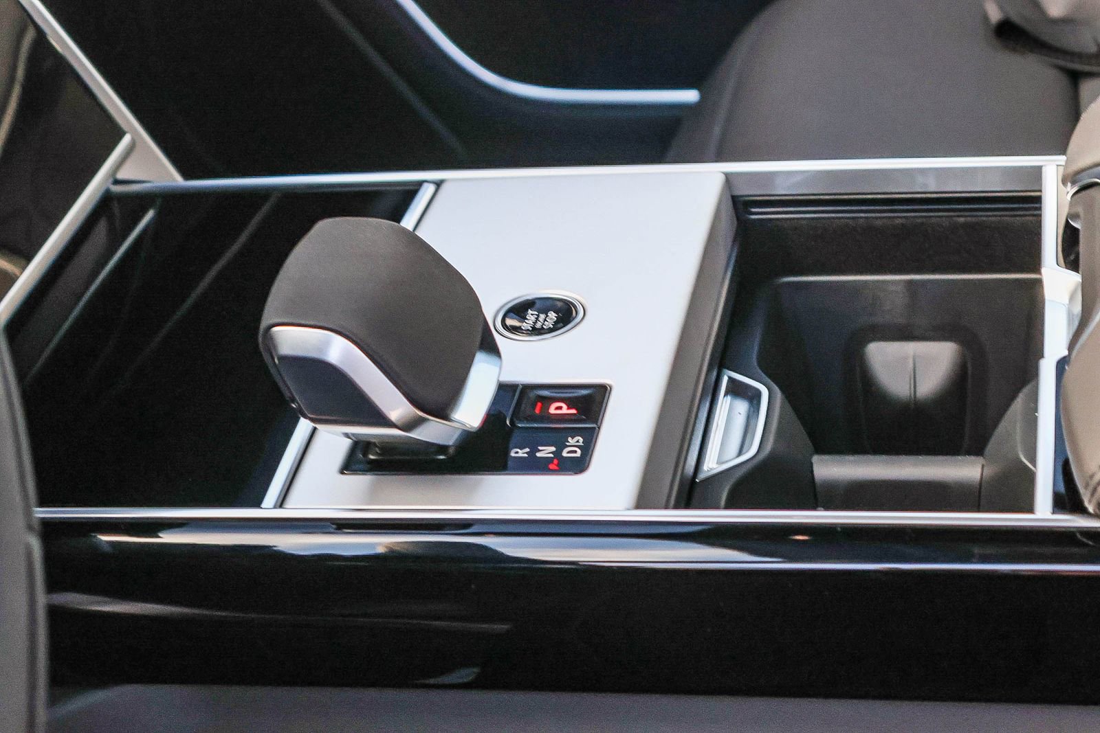 New 2026 Land Rover Range Rover SE AWD/4WD image 29