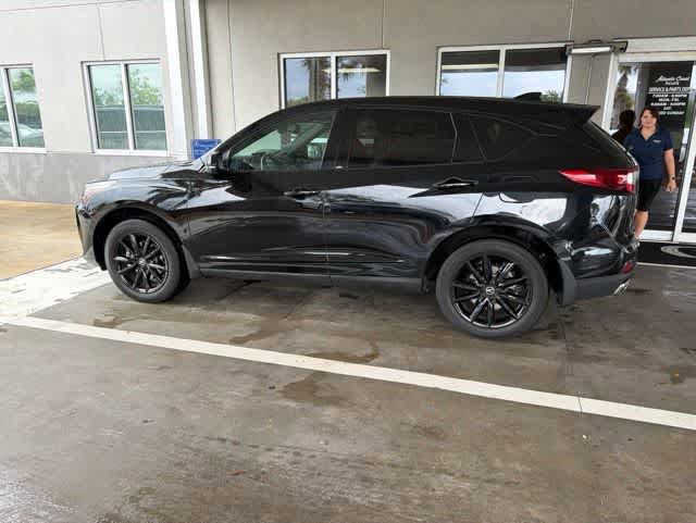 Used 2025 Acura RDX SH-AWD image 11
