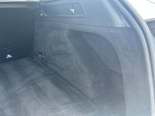 Used 2021 Mercedes-Benz GLC 300 image 9