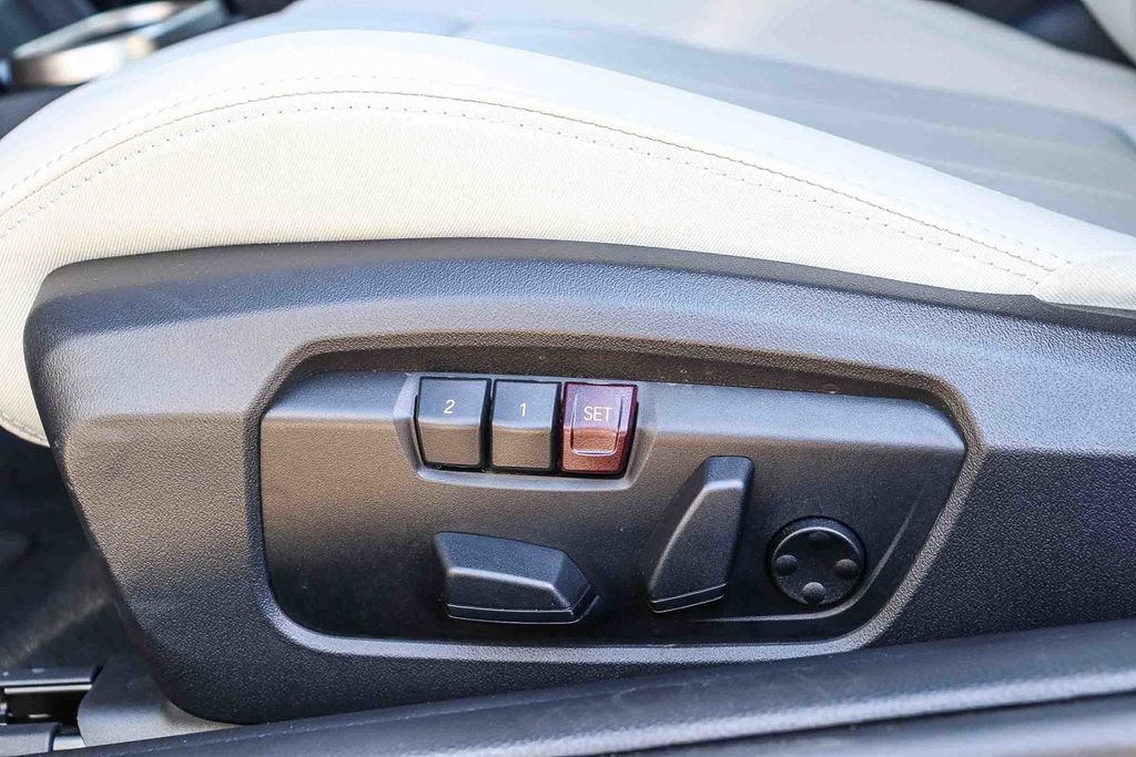 Used 2025 MINI Cooper S FWD image 23