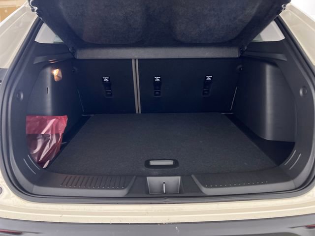 New 2026 Chevrolet Trax ACTIV w/ Driver Confidence Package FWD image 21