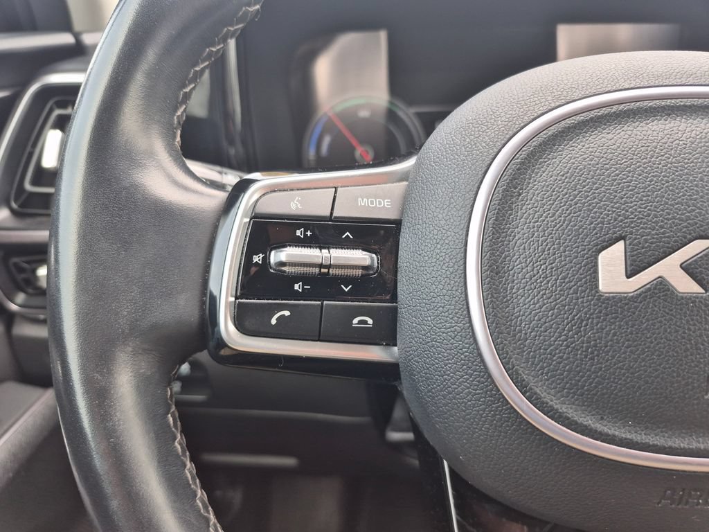 Certified 2023 Kia Sorento EX AWD/4WD image 20