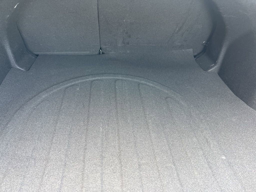 Used 2025 Kia K4 LXS image 32