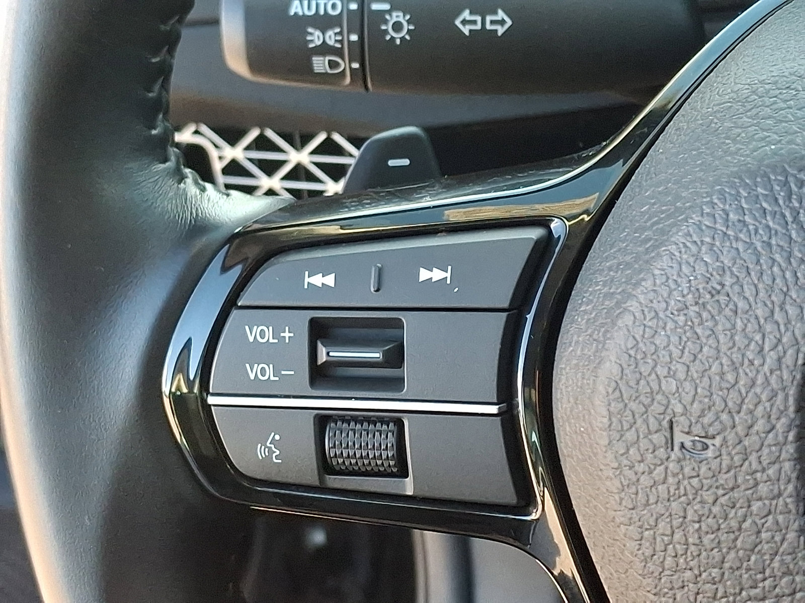 Used 2023 Honda Accord Touring image 23