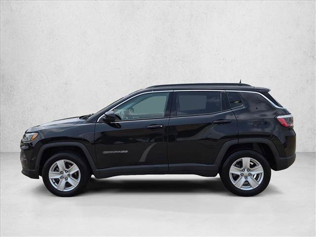 Used 2022 Jeep Compass Latitude AWD/4WD image 9