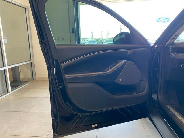Used 2021 Ford Mustang Mach-E Premium RWD image 15