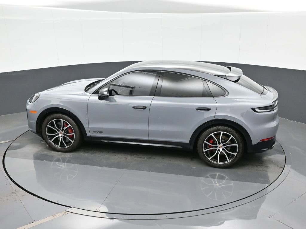 Certified 2025 Porsche Cayenne GTS AWD/4WD image 27