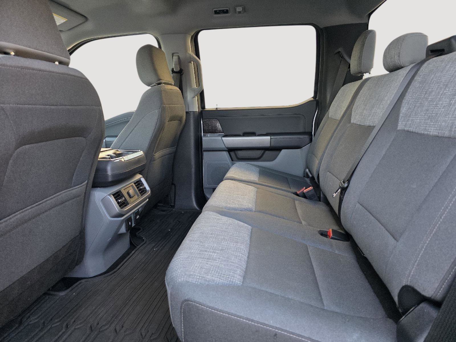 Used 2022 Ford F150 XLT w/ Equipment Group 302A High image 8