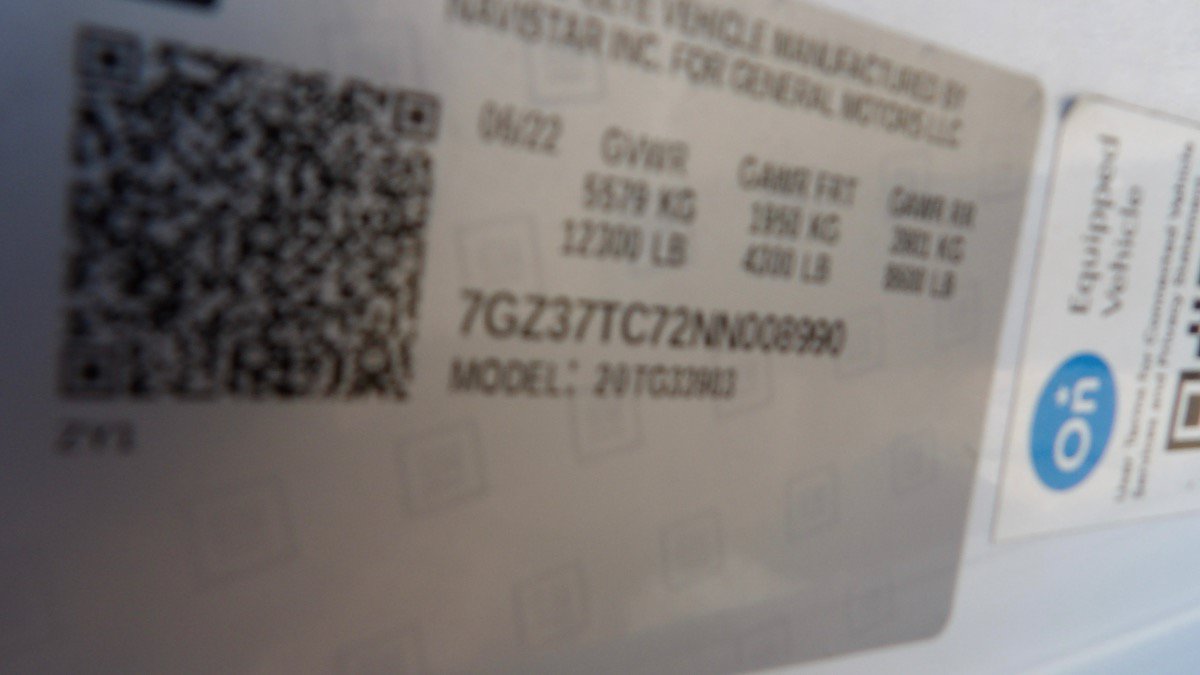 Used 2022 GMC Savana 3500 Extended w/ Power Convenience Package RWD image 15