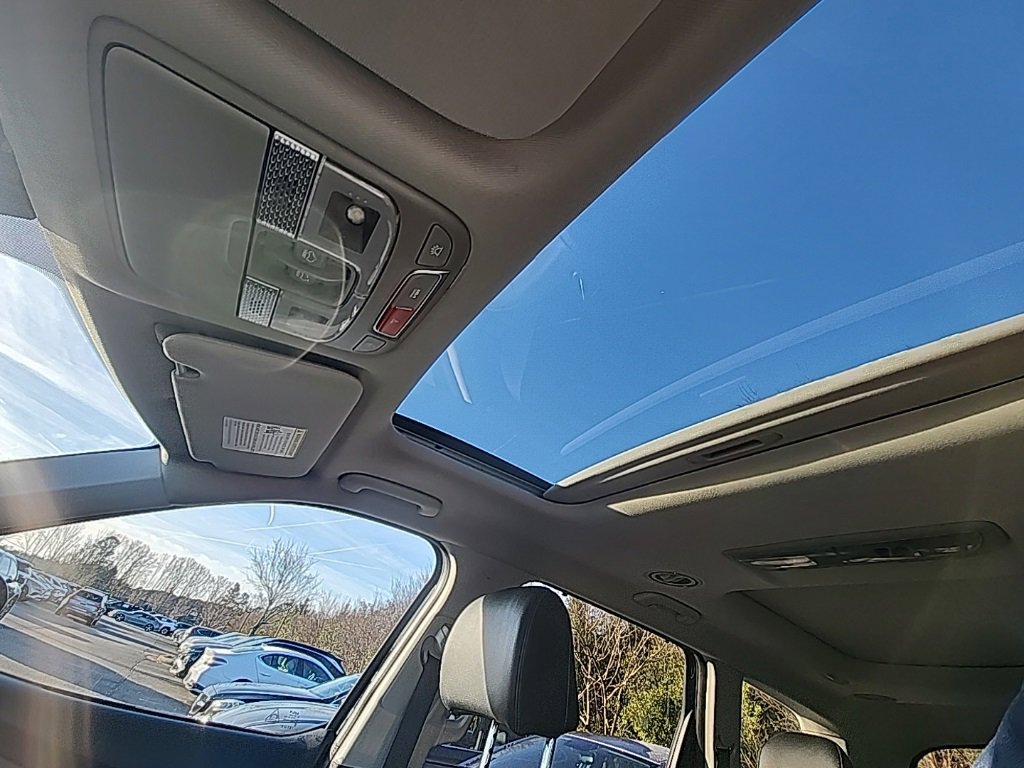 Used 2023 Kia Telluride SX image 7