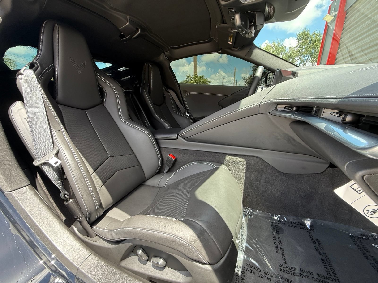 Used 2024 Chevrolet Corvette Stingray Coupe w/ 1LT RWD image 17