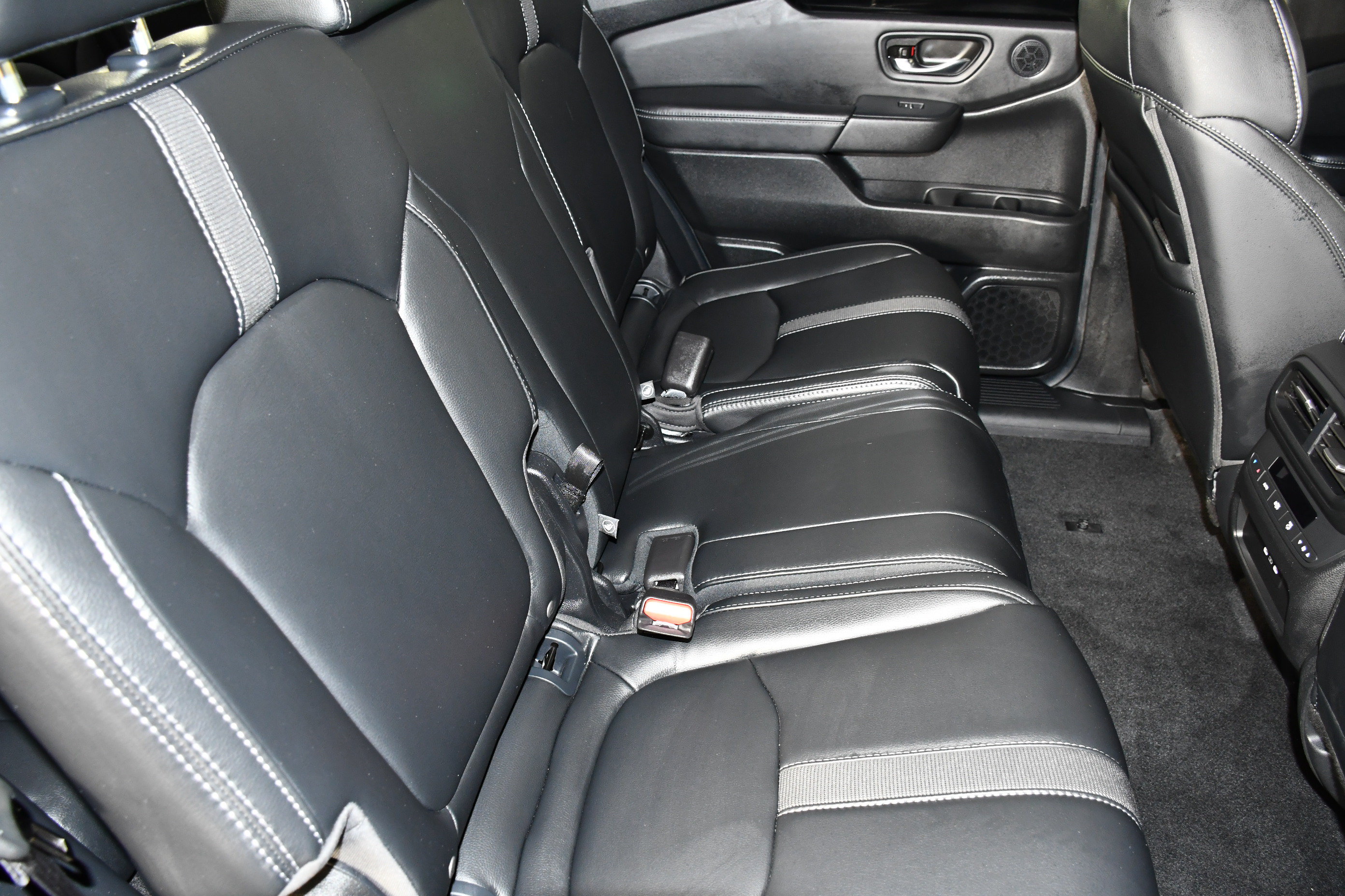 Used 2025 Honda Pilot Touring image 45