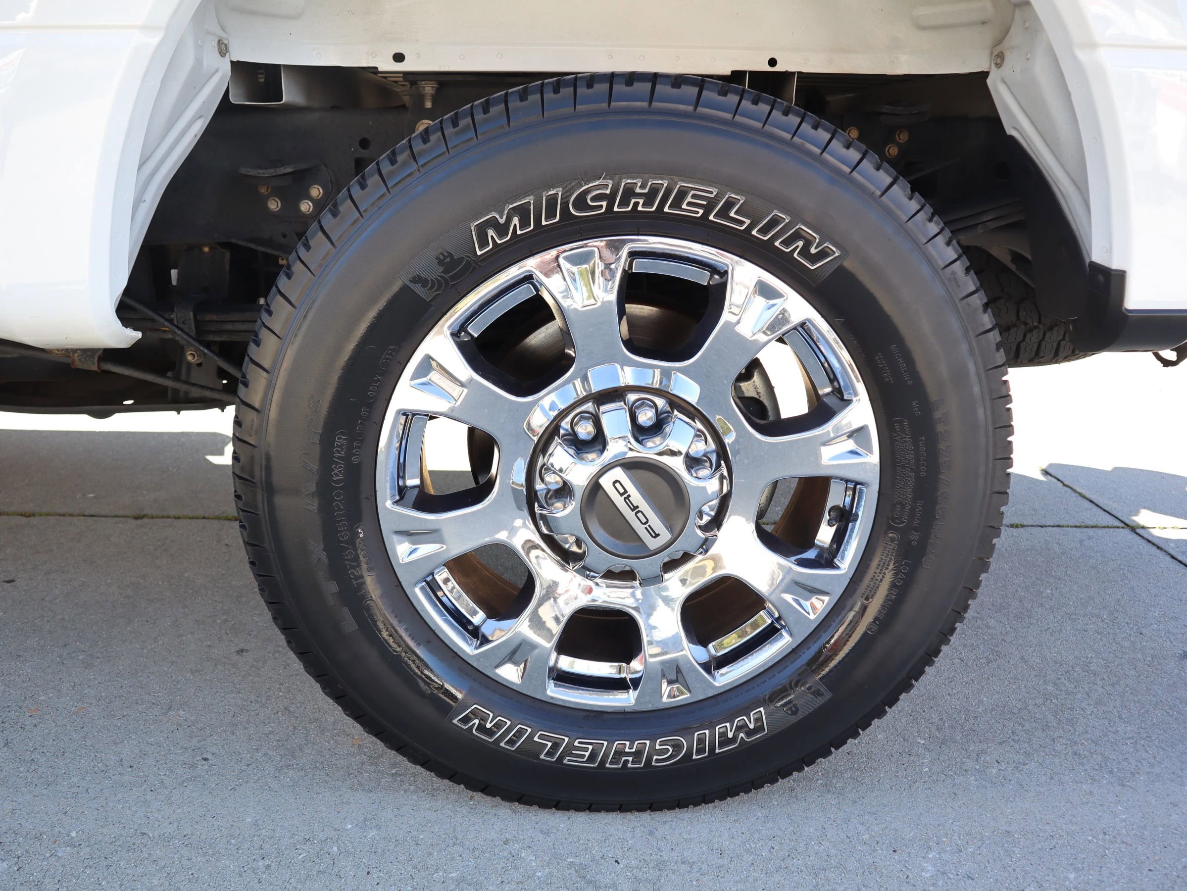 Used 2020 Ford F350 Lariat w/ Lariat Ultimate Package image 39