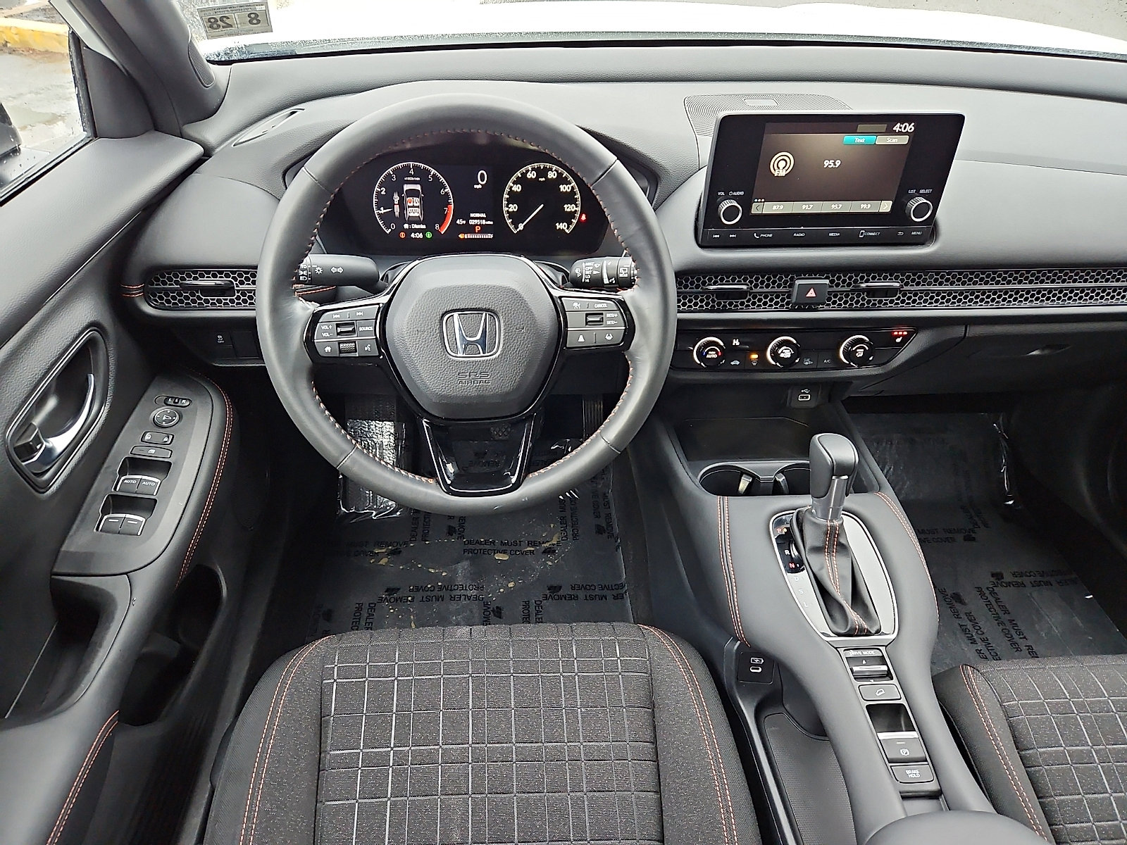 Used 2024 Honda HR-V Sport image 12