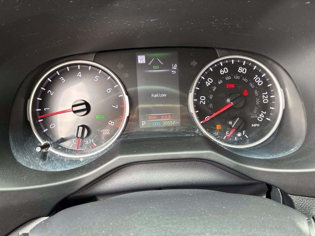Used 2022 Toyota RAV4 XLE w/ Convenience Package AWD/4WD image 19