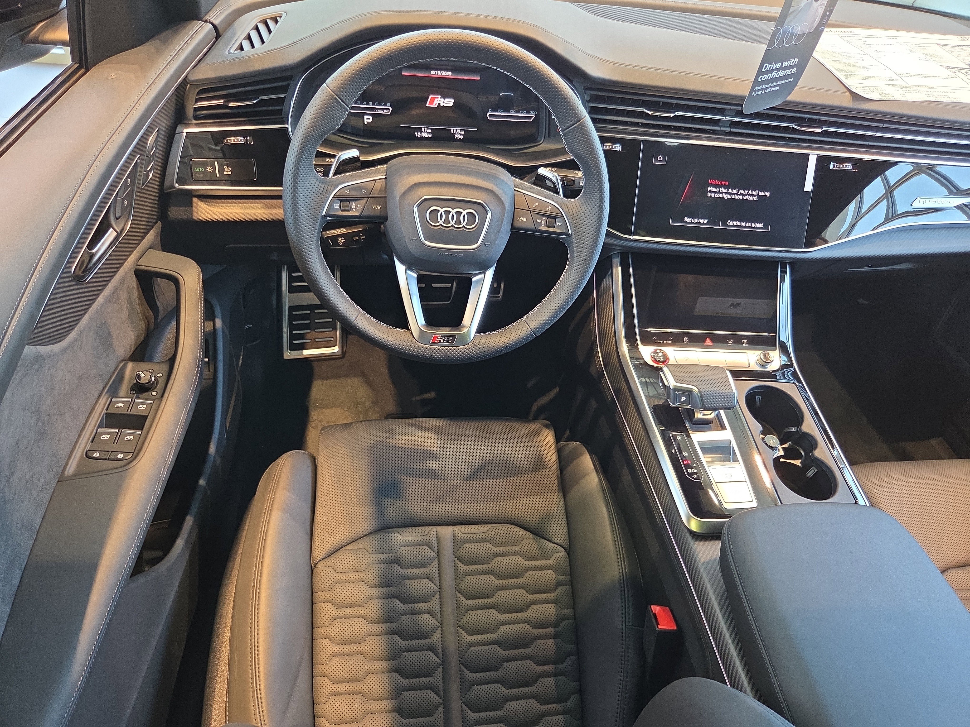 New 2025 Audi RS Q8 performance image 8