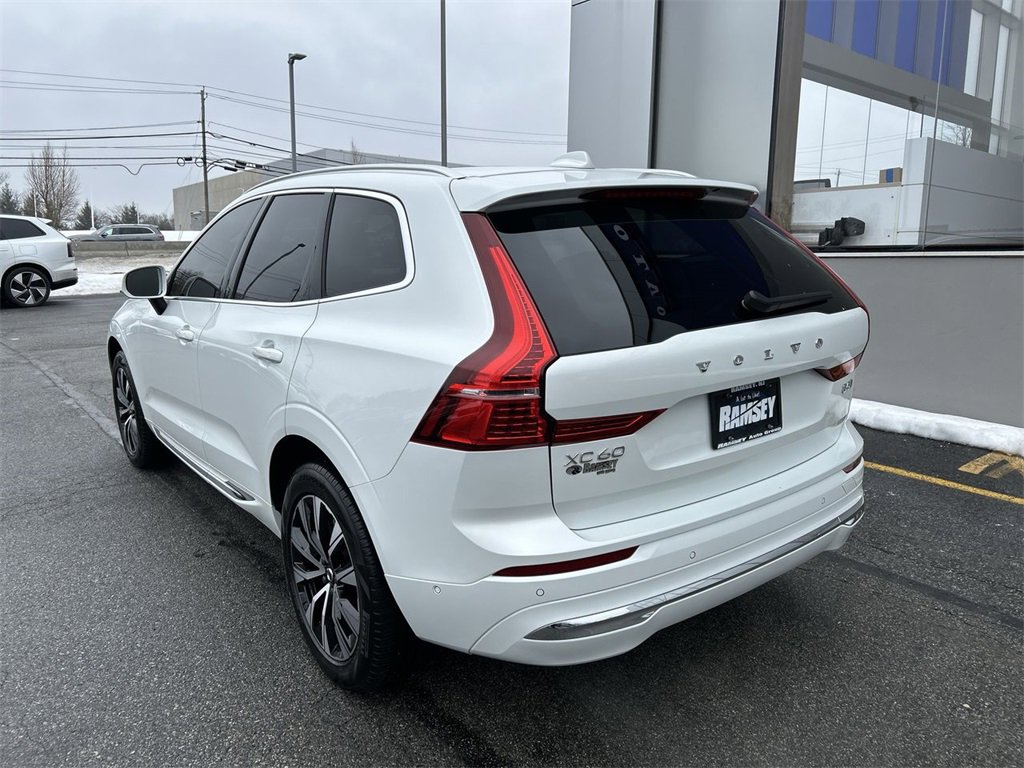Certified 2023 Volvo XC60 B5 Plus w/ Climate Package image 6