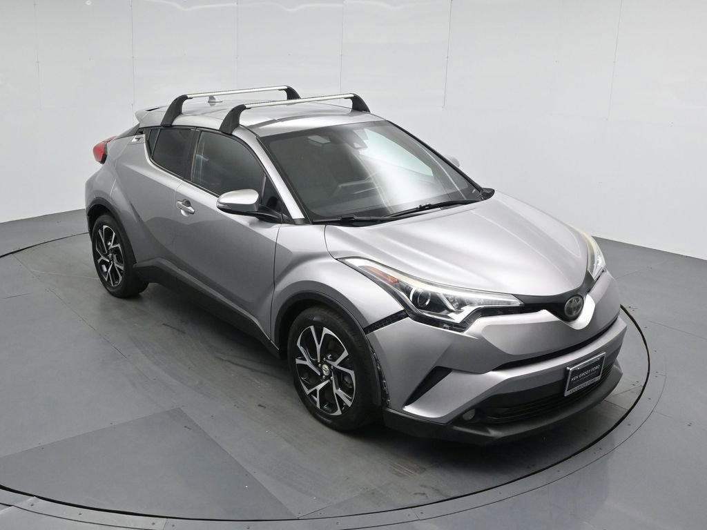 Used 2018 Toyota C-HR XLE image 33