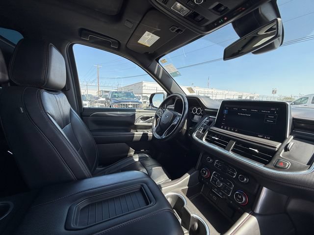 Used 2021 Chevrolet Tahoe RST w/ Luxury Package AWD/4WD image 13