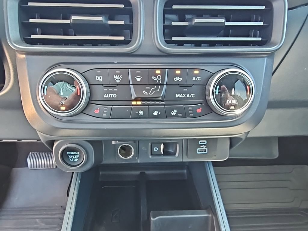 Used 2023 Ford Maverick Lariat w/ Lariat Luxury Package image 25