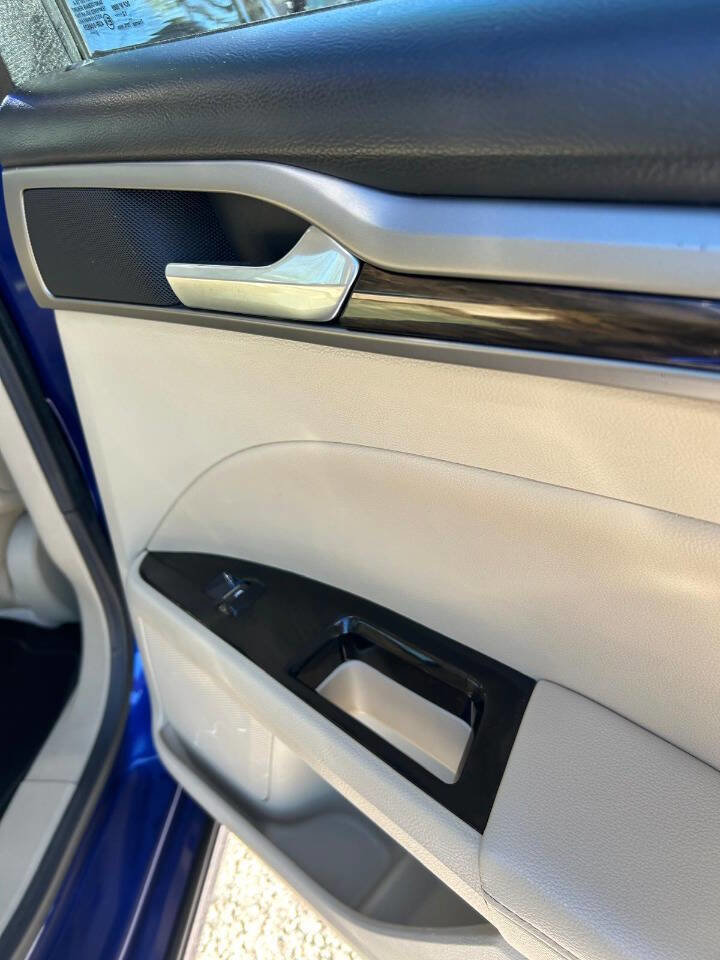 Used 2013 Ford Fusion SE image 41