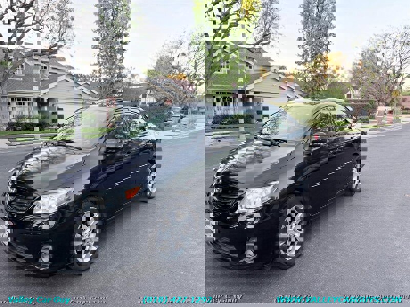 Used 2013 Toyota Corolla LE w/ Premium Pkg FWD image 1