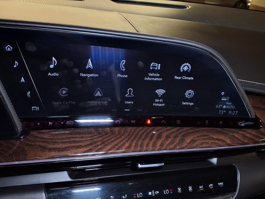 Used 2021 Cadillac Escalade ESV Sport Platinum AWD/4WD image 4