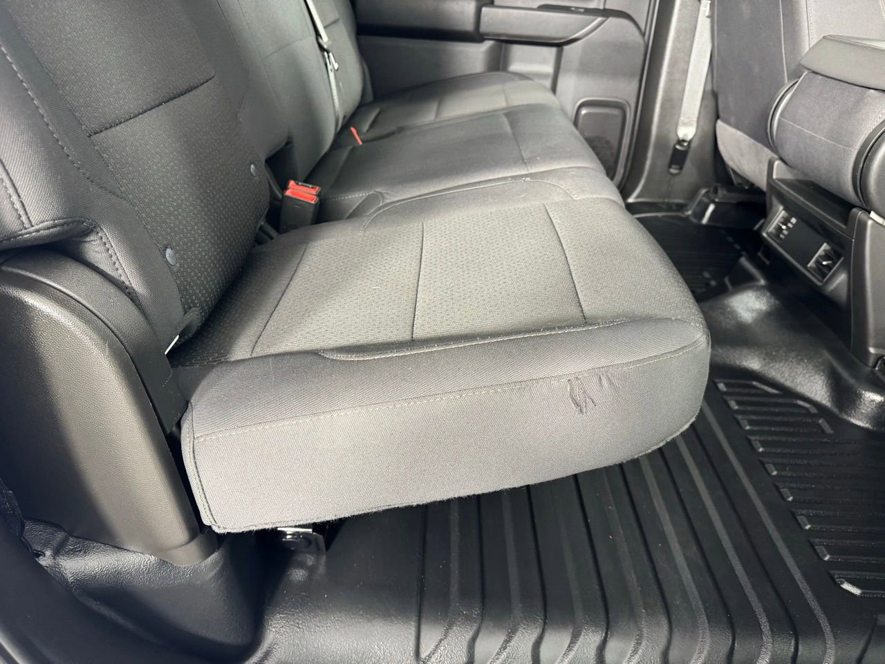 Used 2025 Chevrolet Silverado 3500 W/T image 26