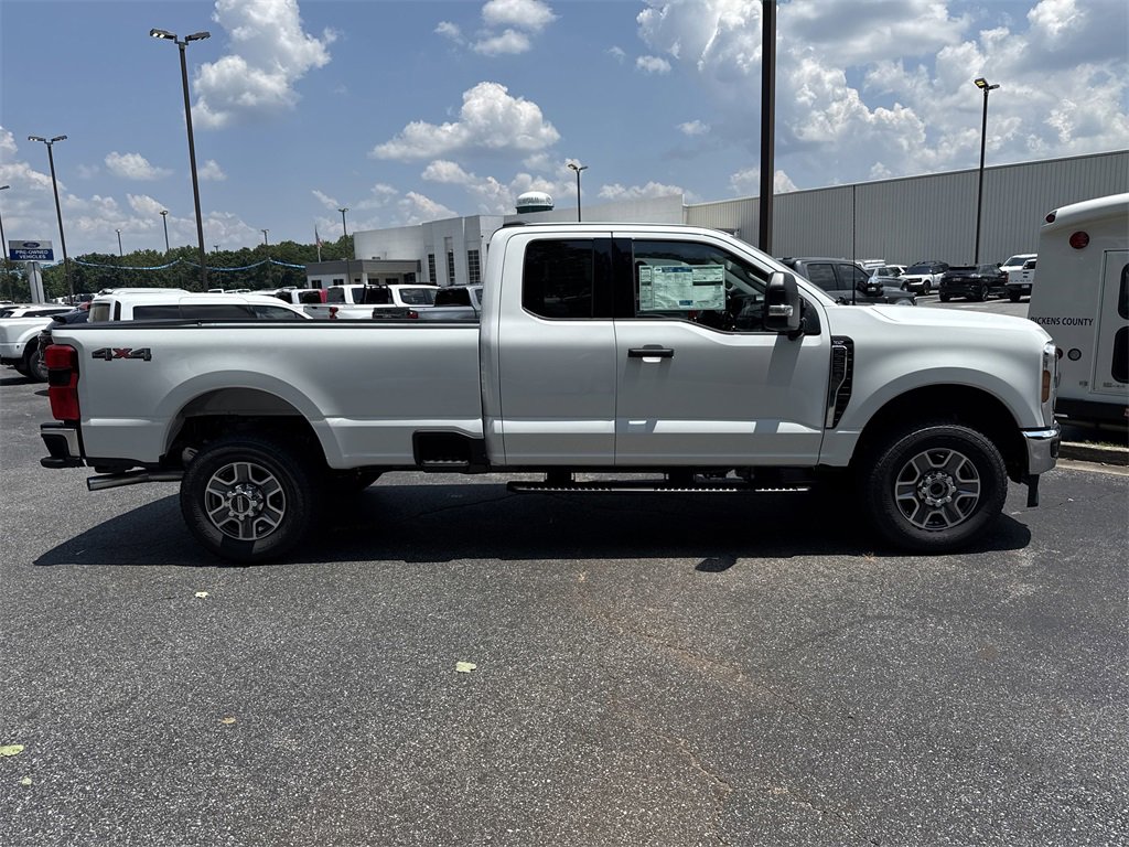 New 2025 Ford F350 XLT w/ 360-Degree Camera Package image 8