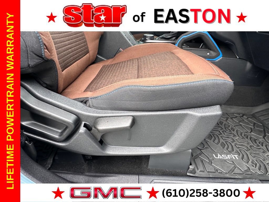 Used 2023 Ford Bronco Outer Banks AWD/4WD image 12