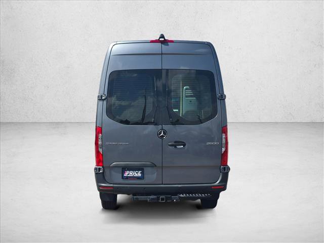 Used 2022 Mercedes-Benz Sprinter 2500 image 7