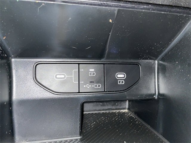 Used 2025 Kia Sorento LX image 24