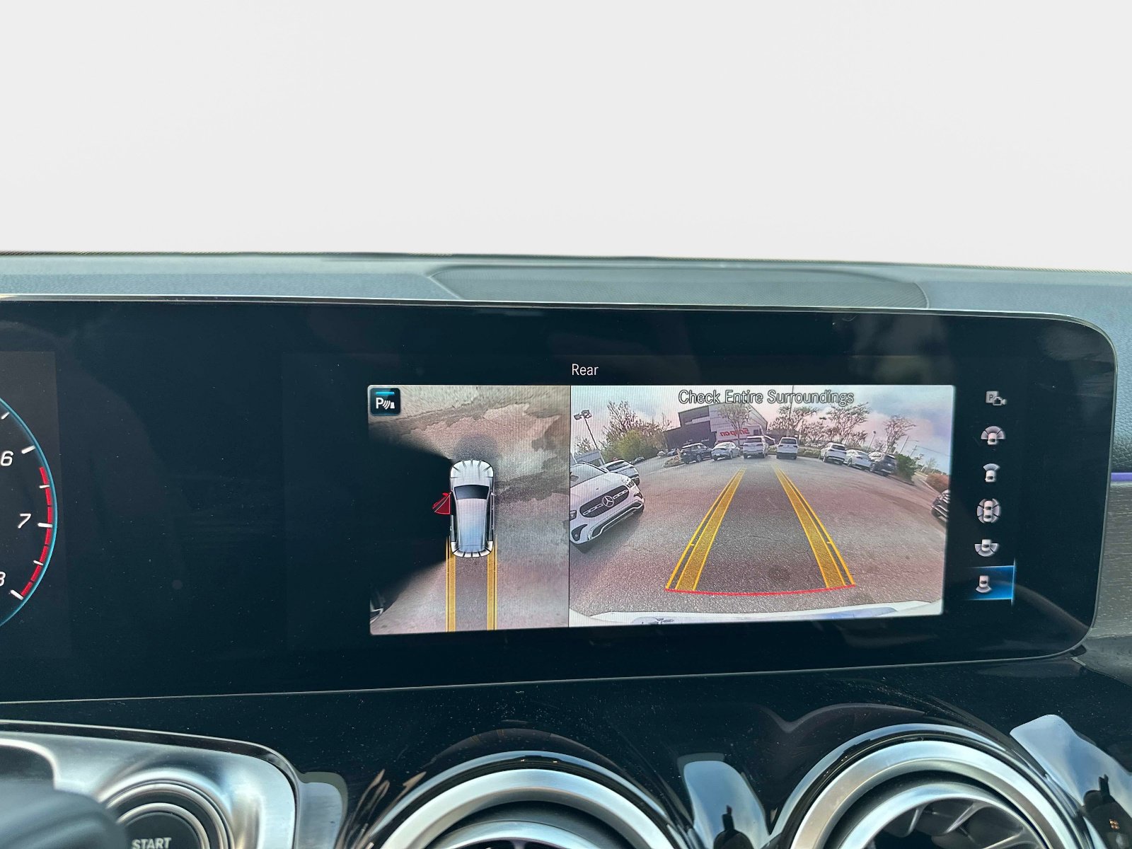 Certified 2023 Mercedes-Benz GLB 250 image 27