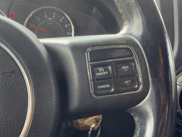 Used 2018 Jeep Wrangler Unlimited Sport w/ Connectivity Group AWD/4WD image 18