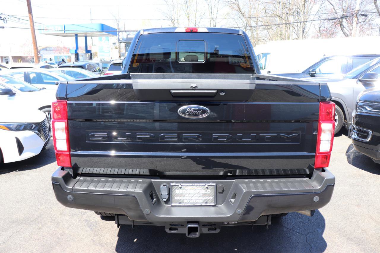 Used 2022 Ford F250 XLT w/ Black Appearance Package image 4